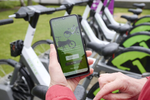 HI-BIKE App on a mobile phone